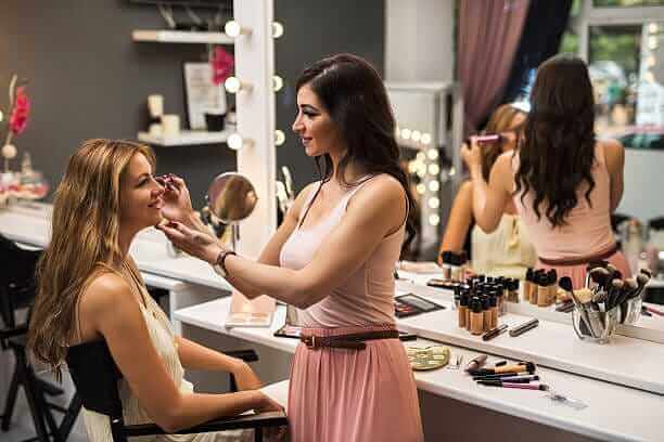 Makeup Artist Appointment Scheduling